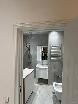 Kirayə verilir 3 otaqlı mənzil 130 m²