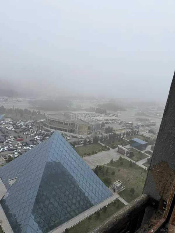 Kirayə verilir 3 otaqlı mənzil 130 m²