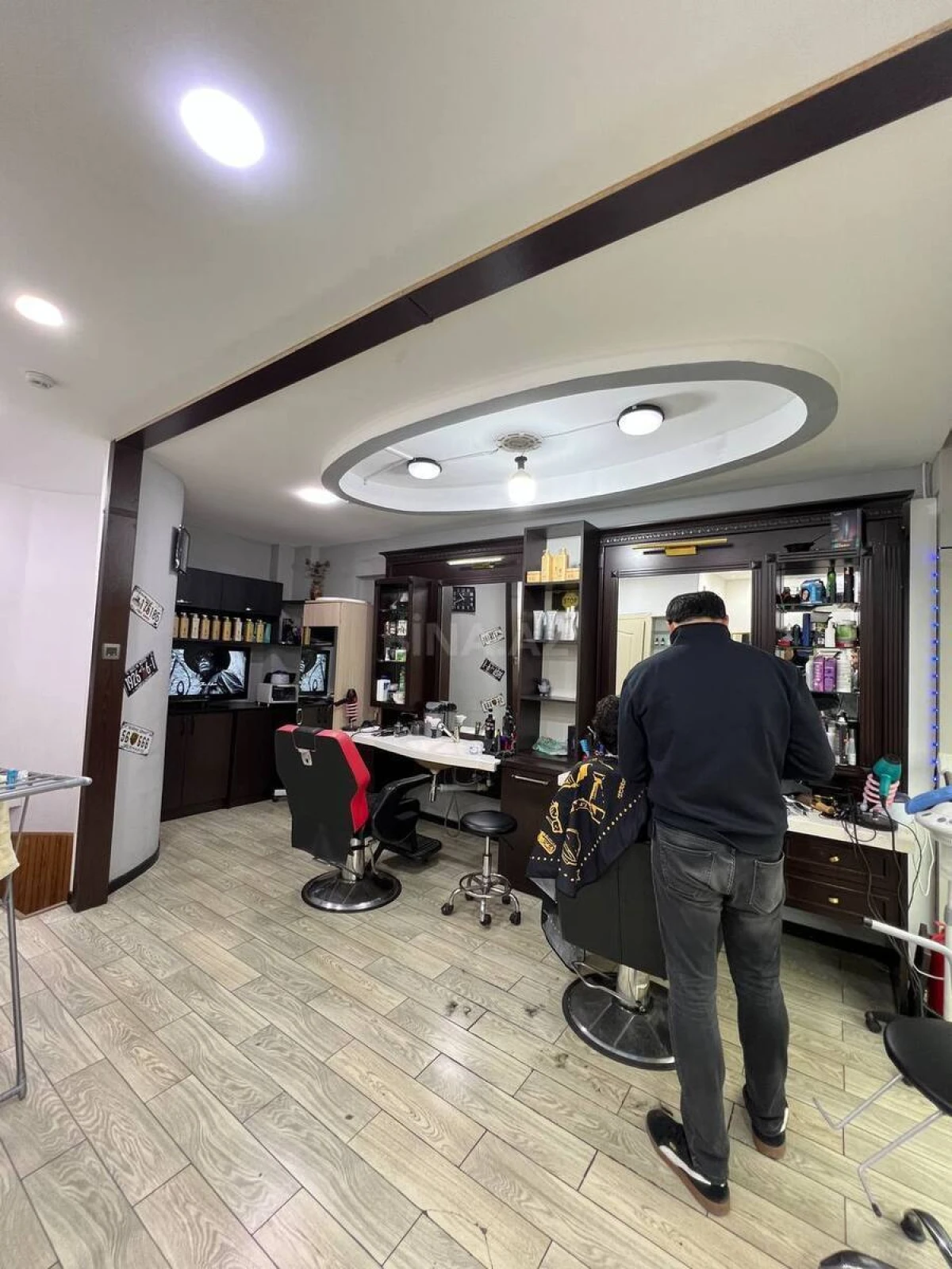 Satılır obyekt 53 m²