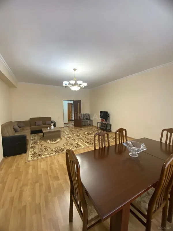Satılır 2 otaqlı mənzil 115.6 m²
