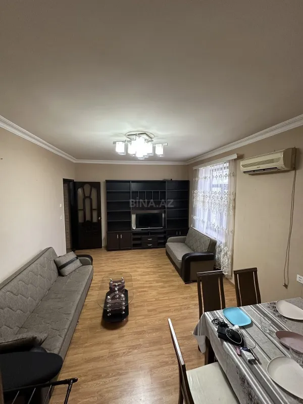 Kirayə verilir 2 otaqlı mənzil 56 m²