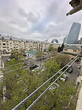 Kirayə verilir 2 otaqlı mənzil 56 m²