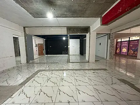 Kirayə verilir obyekt 225 m²
