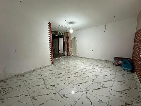 Kirayə verilir obyekt 225 m²