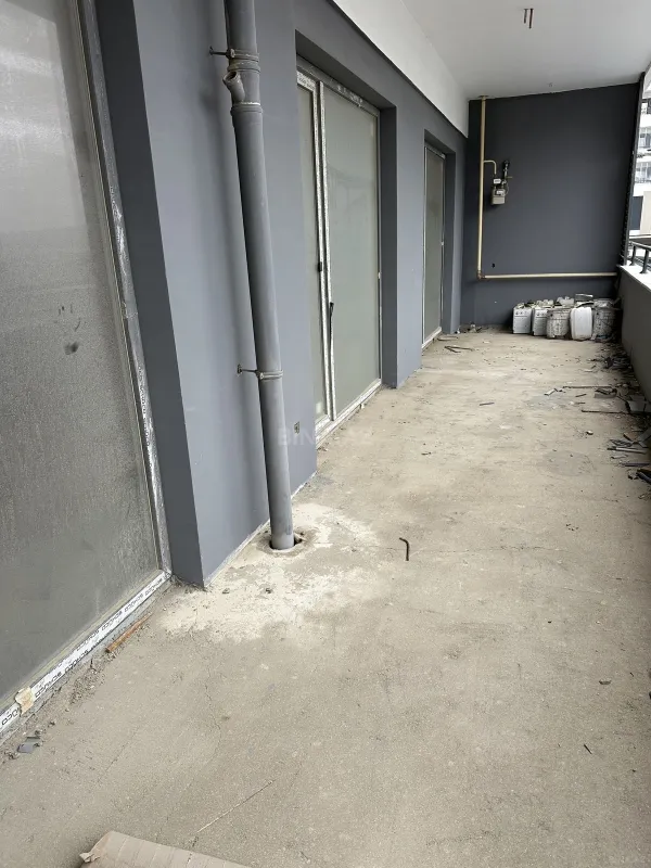 Satılır 3 otaqlı mənzil 113 m²