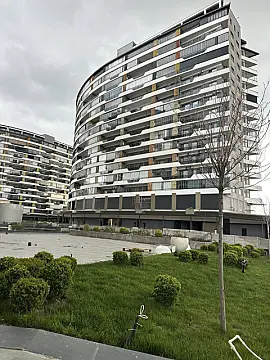 Satılır 3 otaqlı mənzil 113 m²