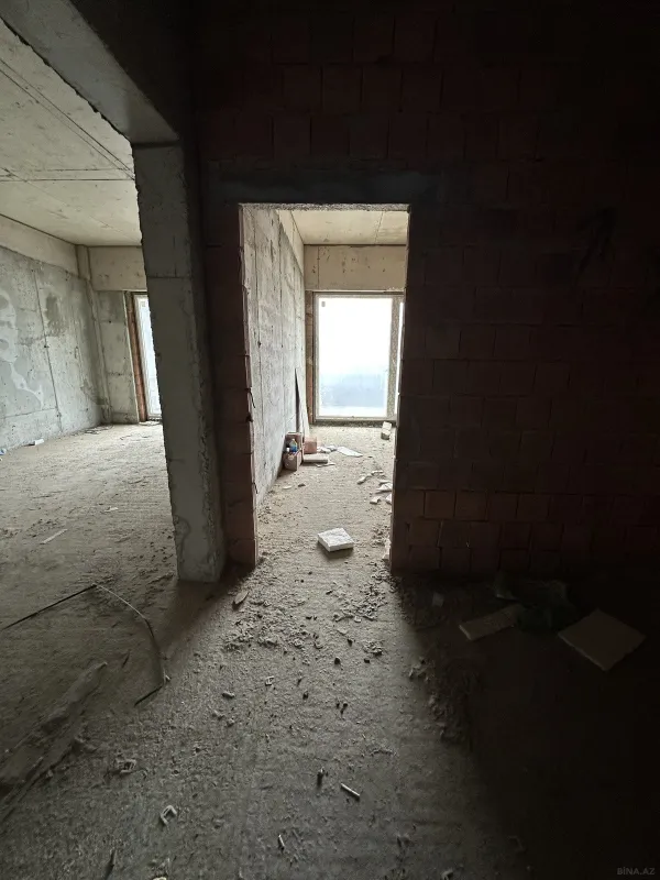 Satılır 3 otaqlı mənzil 113 m²