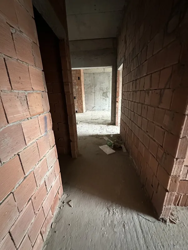 Satılır 3 otaqlı mənzil 113 m²