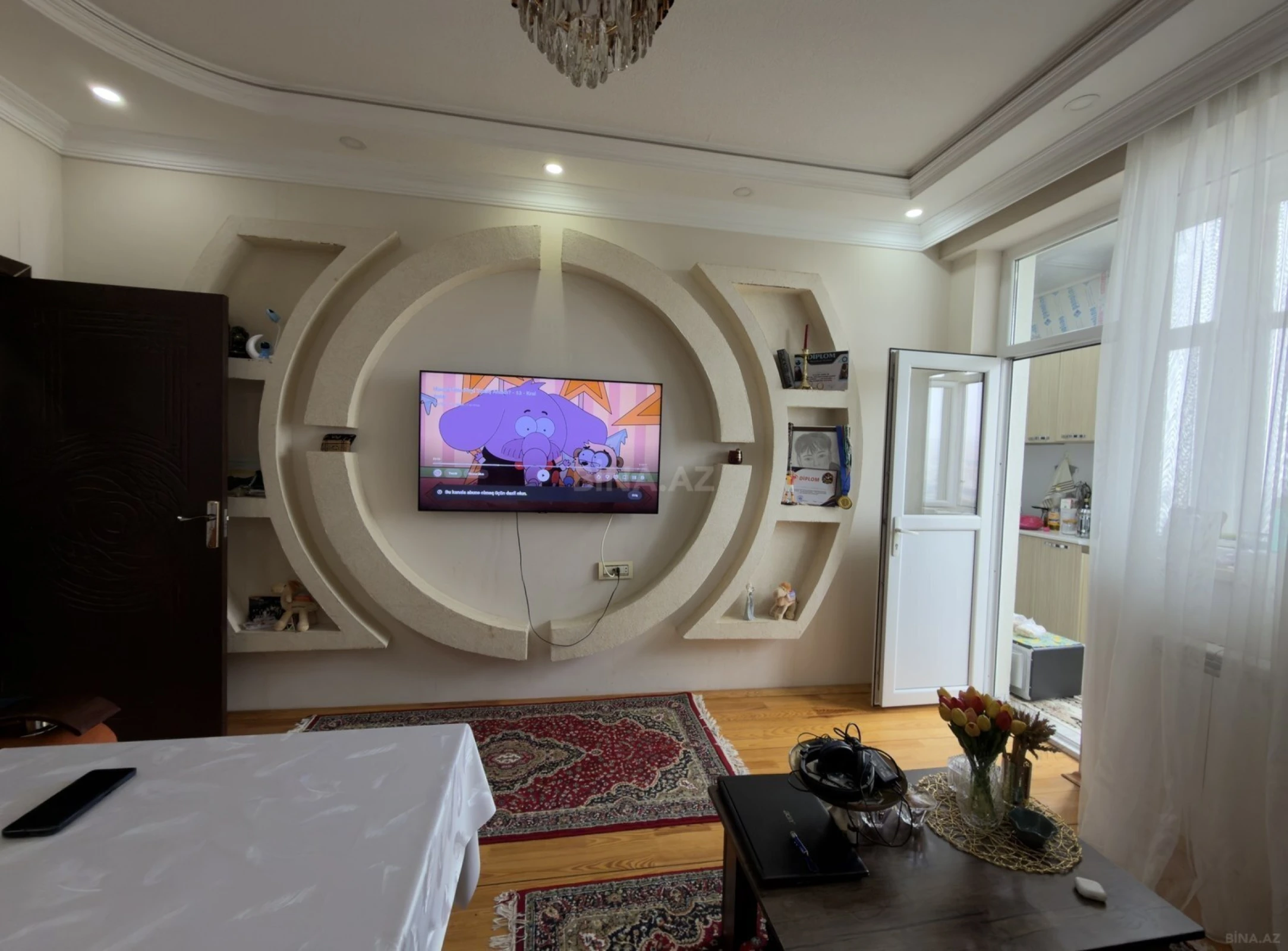 Satılır 2 otaqlı mənzil 52 m²