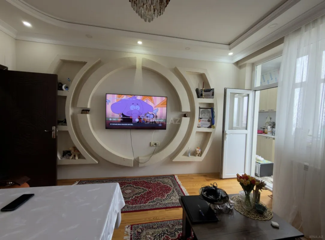 Satılır 2 otaqlı mənzil 52 m²