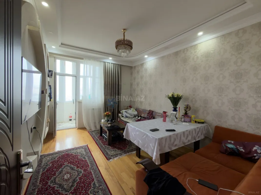 Satılır 2 otaqlı mənzil 52 m²