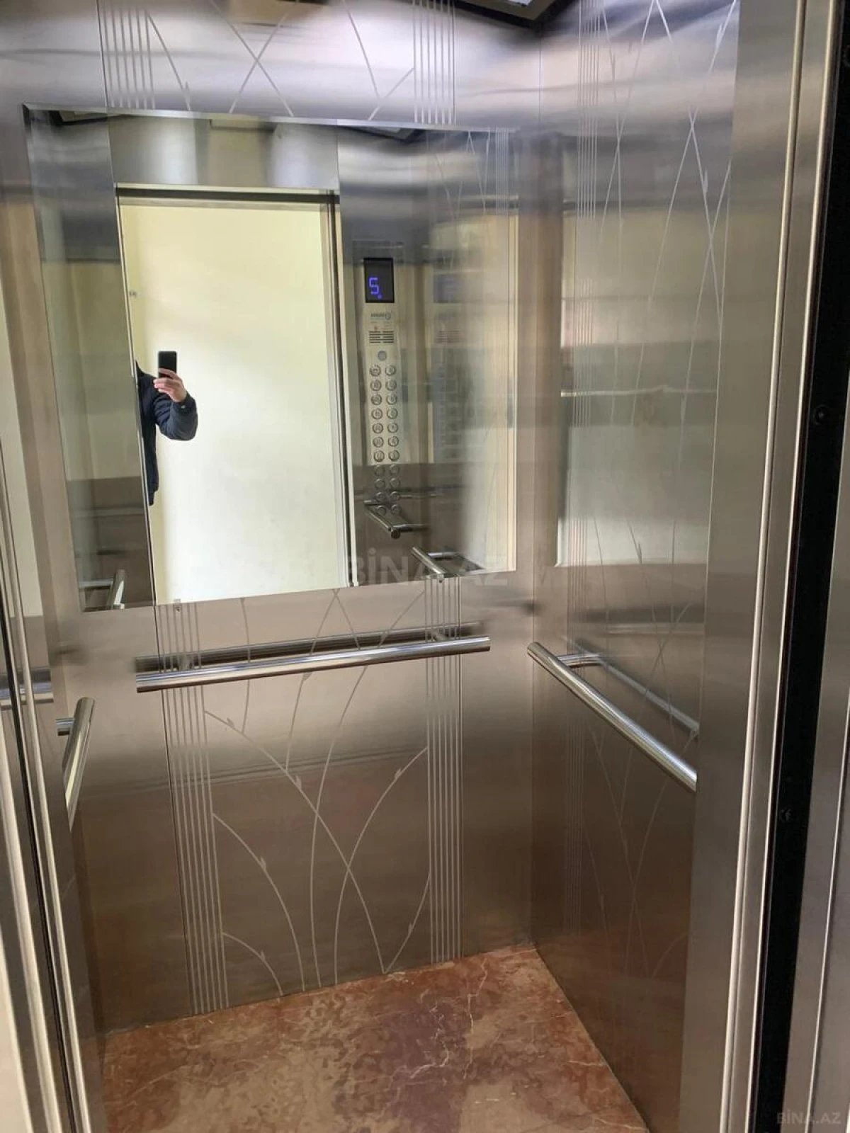 Satılır 3 otaqlı mənzil 80 m²