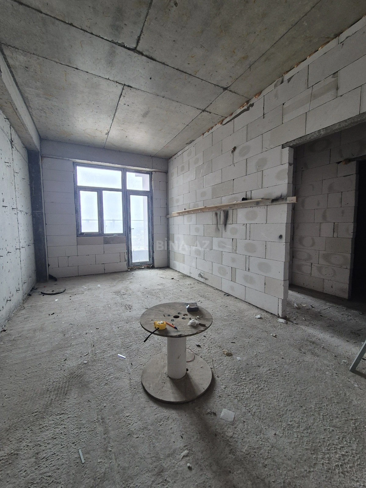 Satılır 2 otaqlı mənzil 52 m²