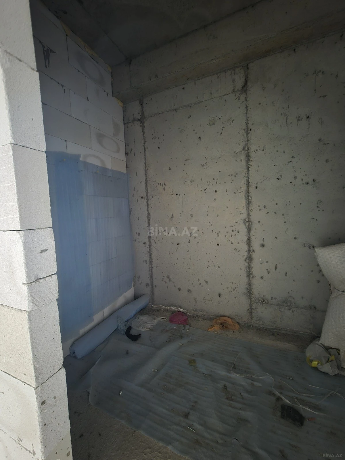 Satılır 2 otaqlı mənzil 52 m²
