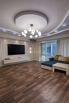 Kirayə verilir 3 otaqlı mənzil 125 m² — Bakı, Bakıxanov 3 otaq 125.00 m²
