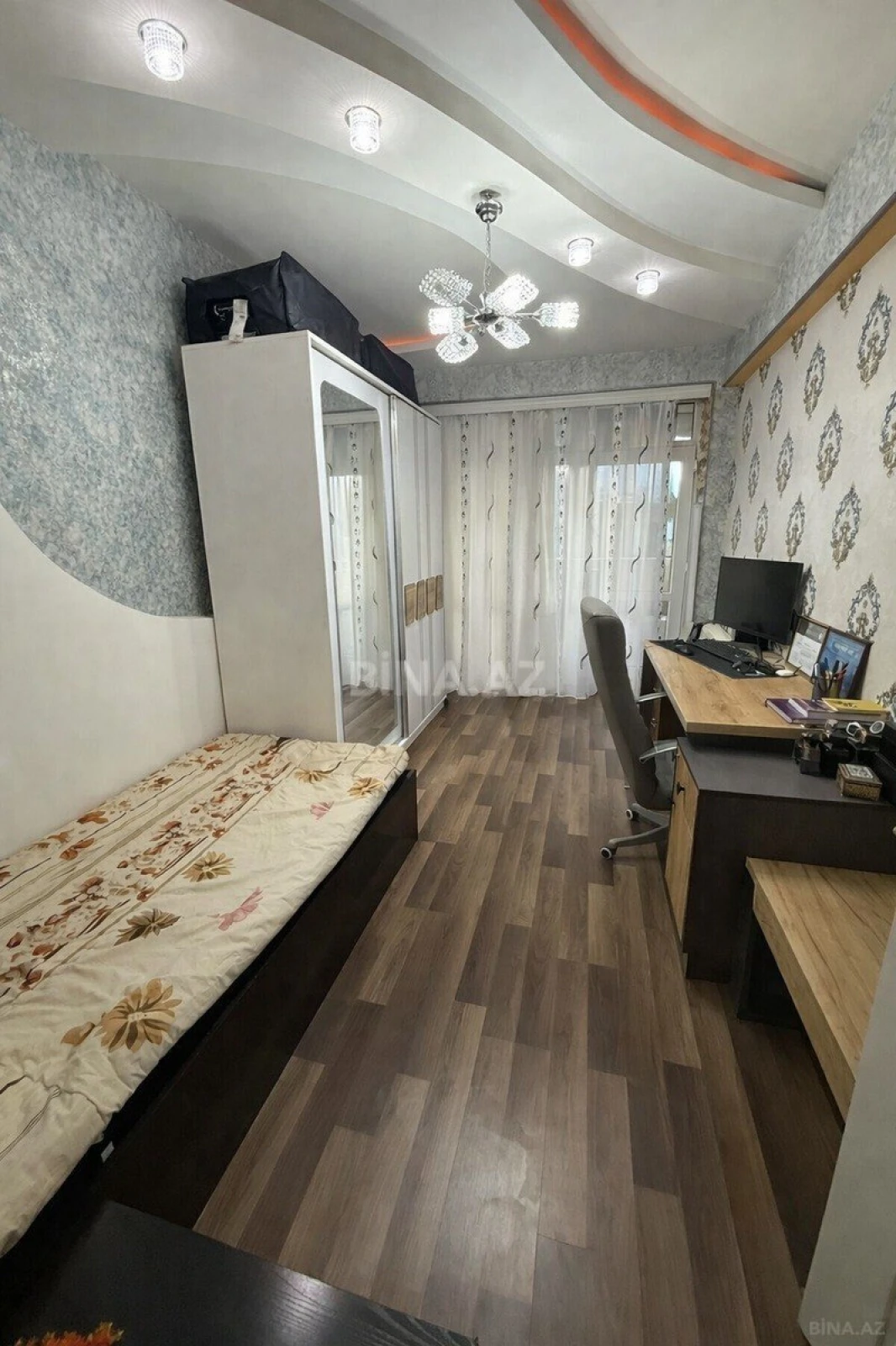 Kirayə verilir 3 otaqlı mənzil 125 m²