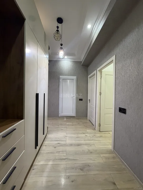 Satılır 2 otaqlı mənzil 80 m²