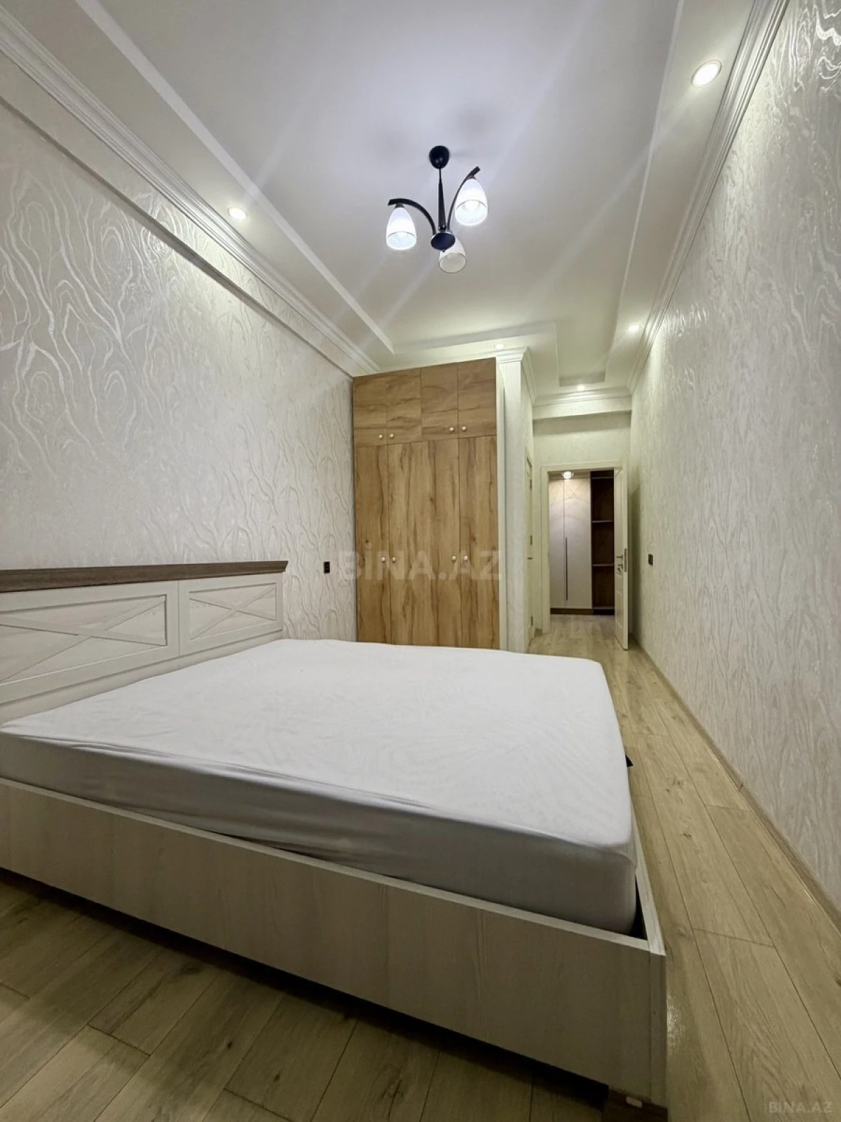 Satılır 2 otaqlı mənzil 80 m²
