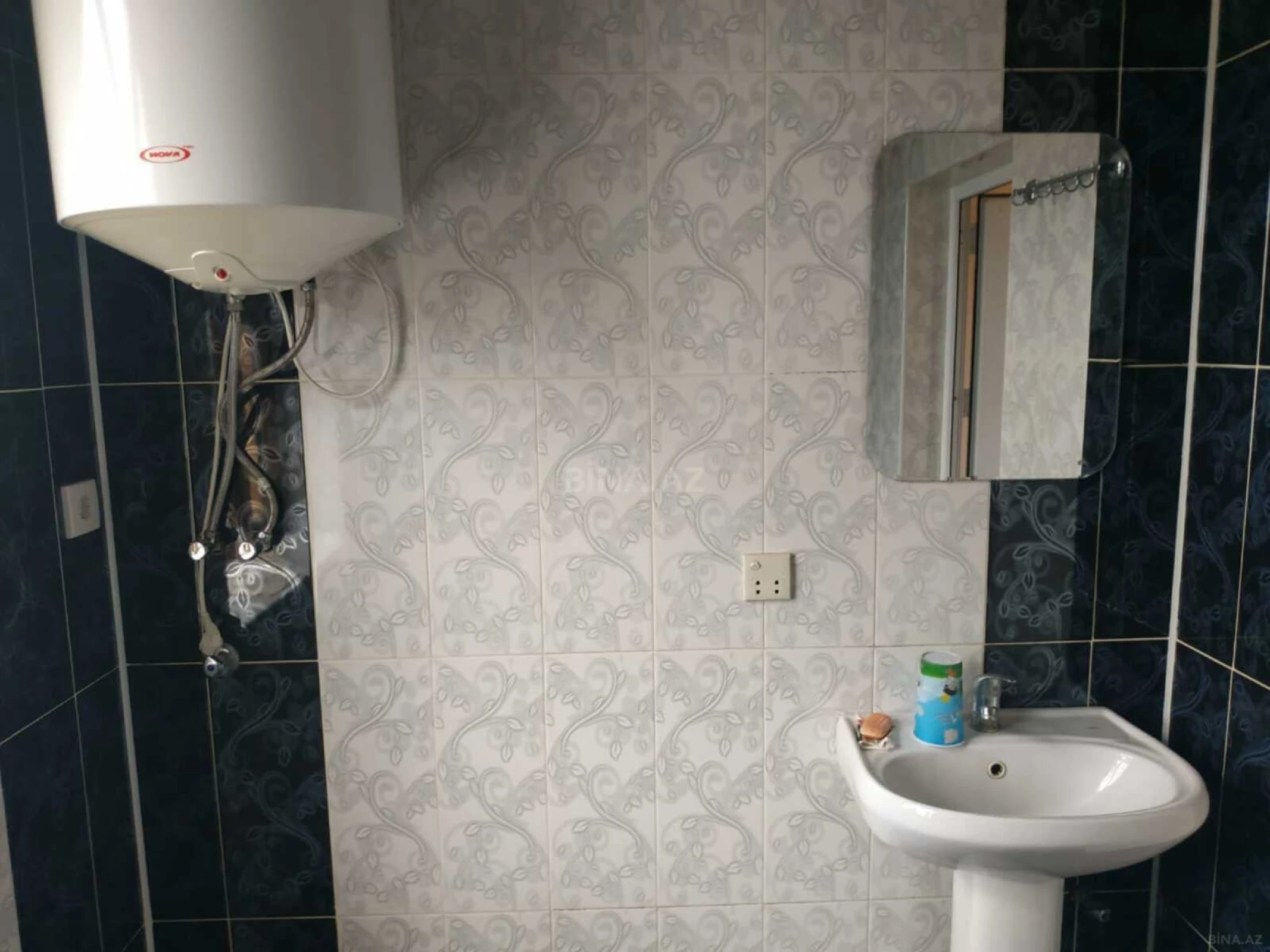 Satılır 8 otaqlı həyət evi 320 m²