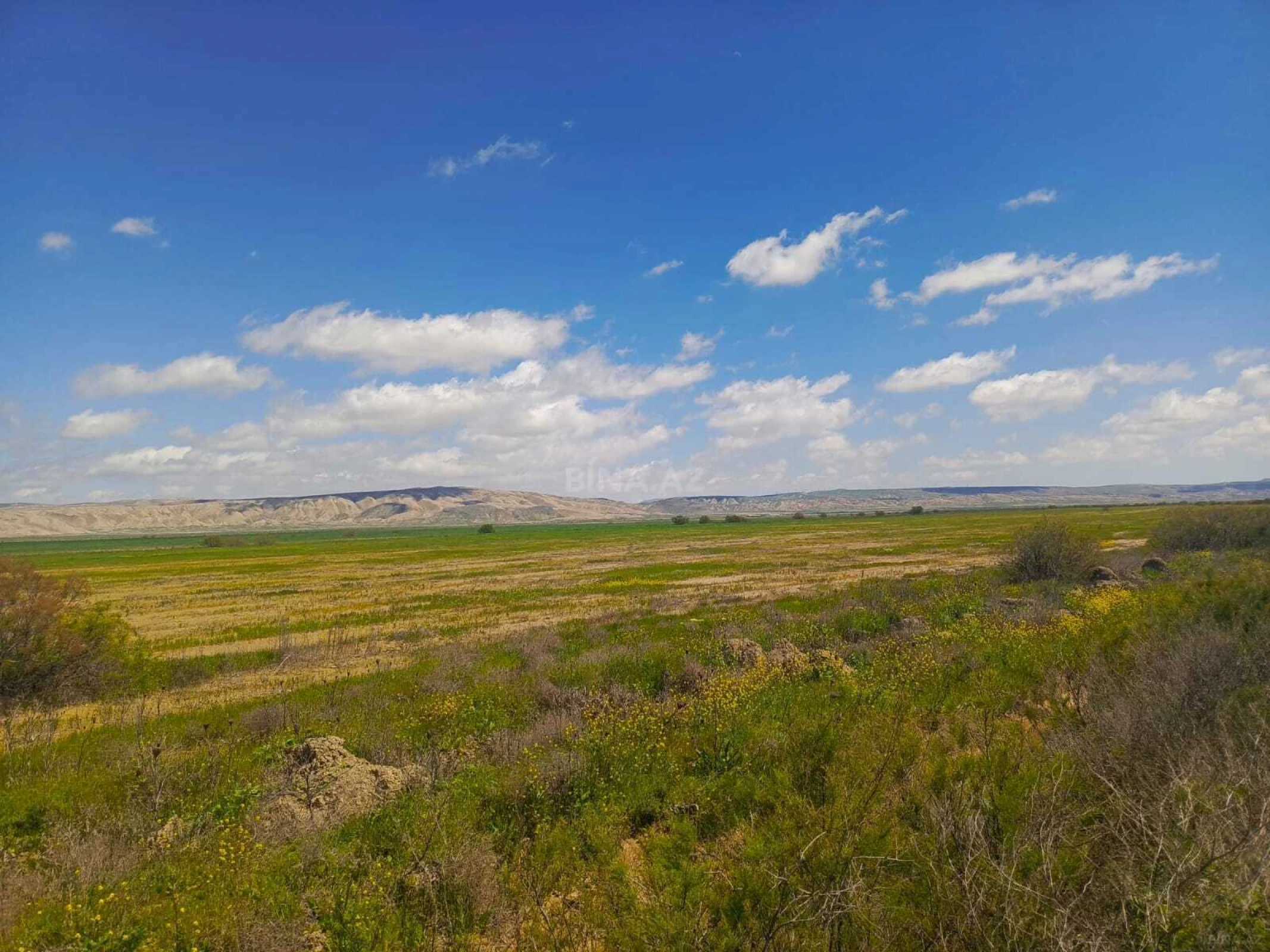 Satılır torpaq sahəsi 25000 m²