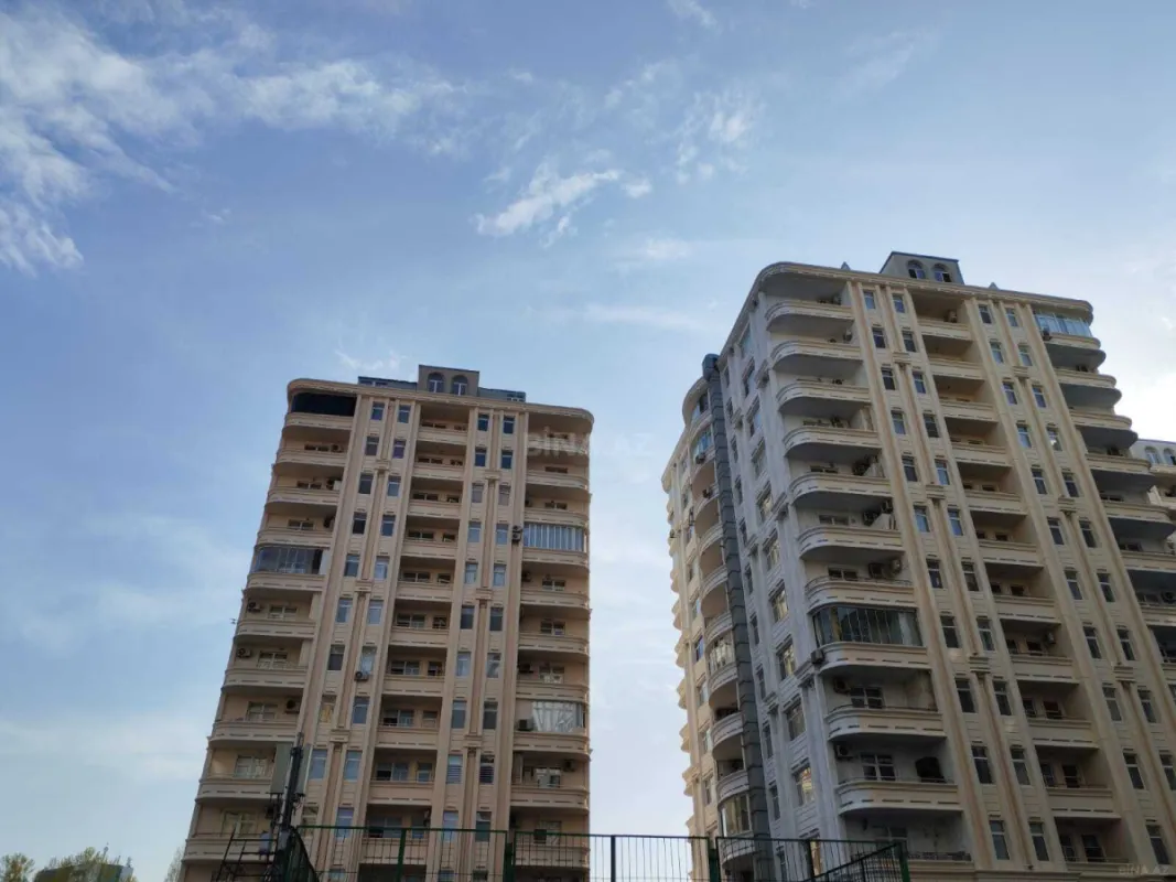 Satılır 3 otaqlı mənzil 100 m²