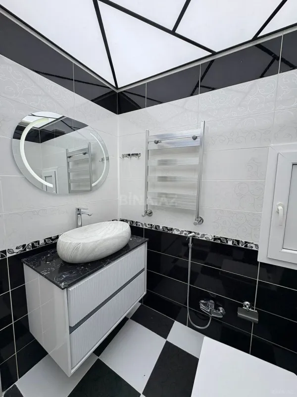 Satılır 2 otaqlı mənzil 70 m²