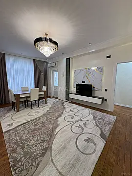 Satılır 2 otaqlı mənzil 70 m² — Bakı, Həzi Aslanov qəs. 2 otaq 70.00 m²