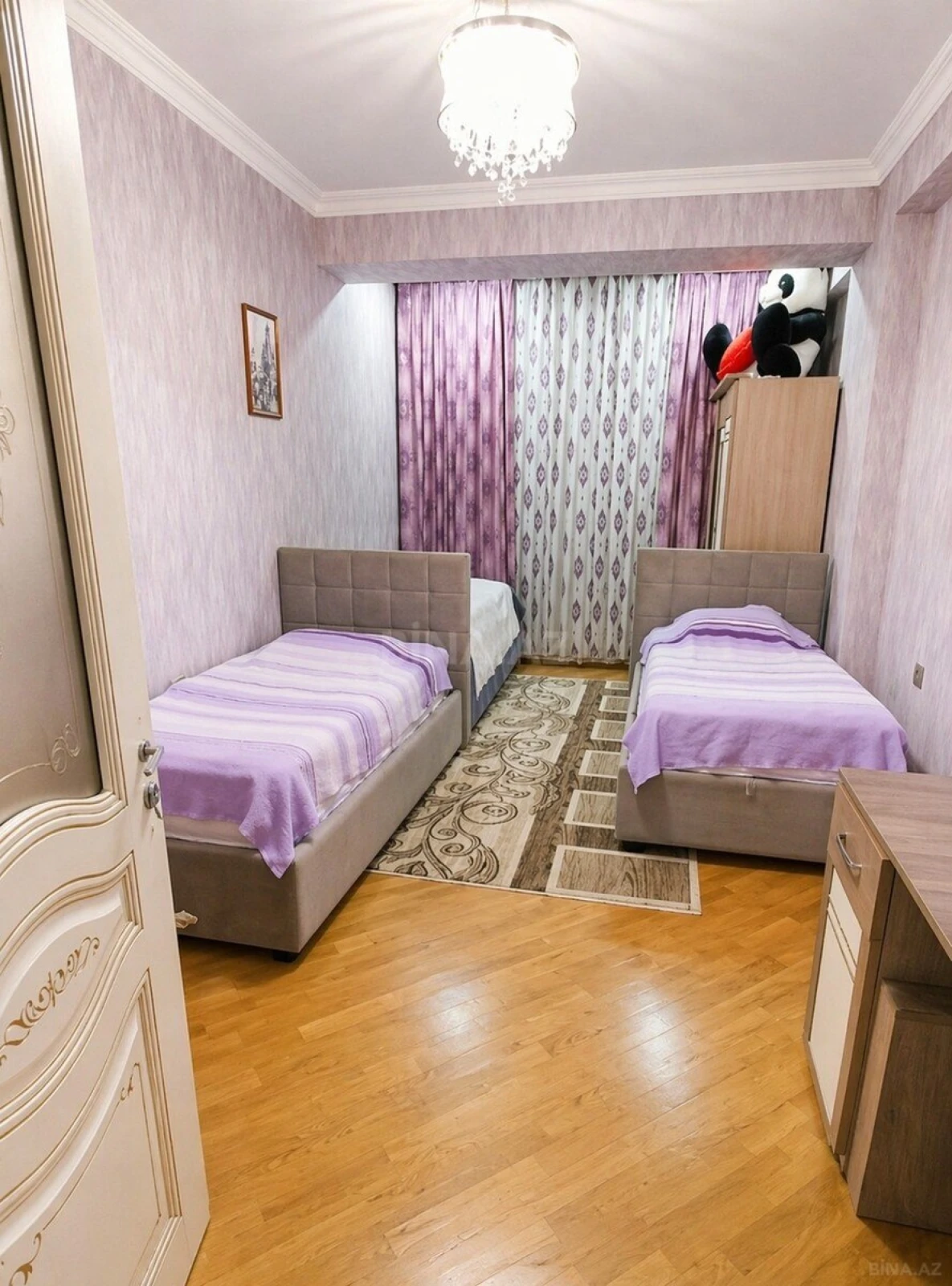 Satılır 3 otaqlı mənzil 140 m²