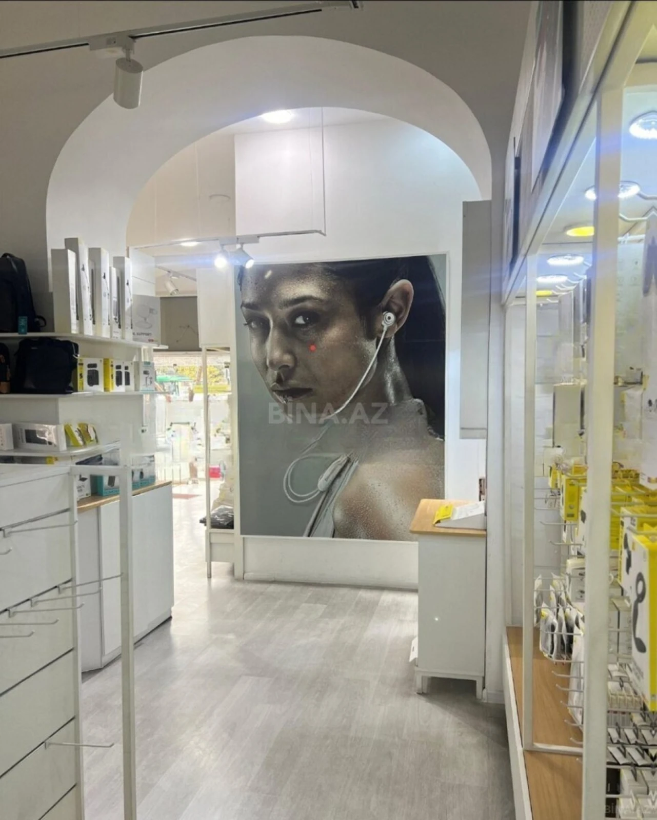 Kirayə verilir obyekt 75 m²