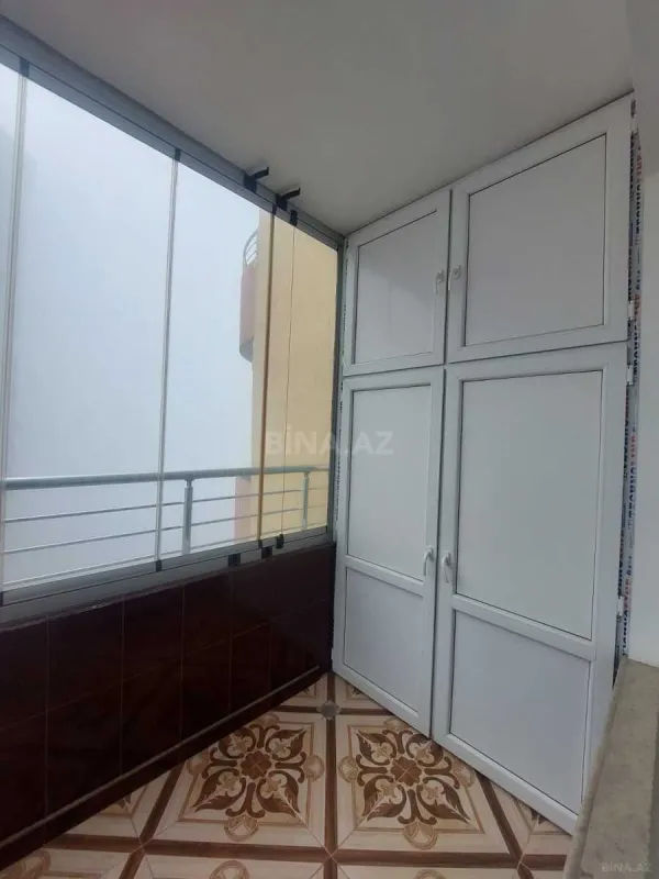 Kirayə verilir 3 otaqlı mənzil 120 m²