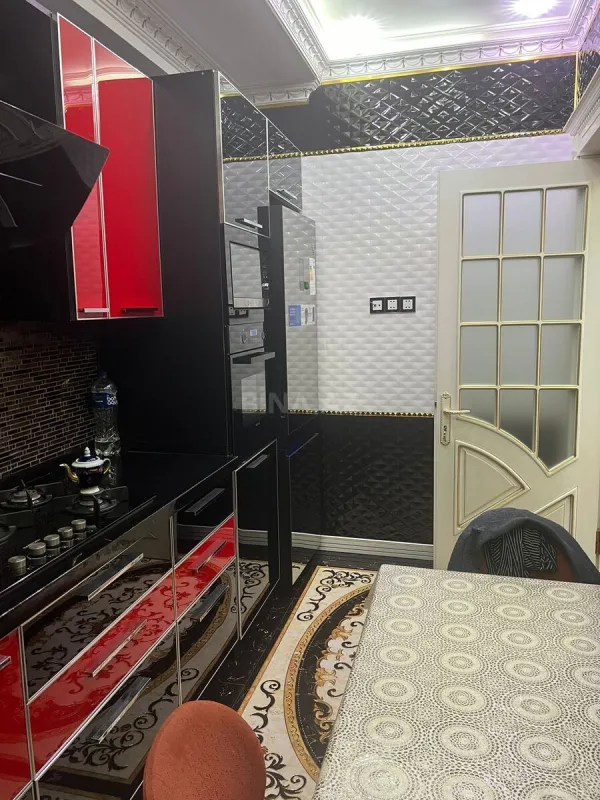 Kirayə verilir 3 otaqlı mənzil 120 m²