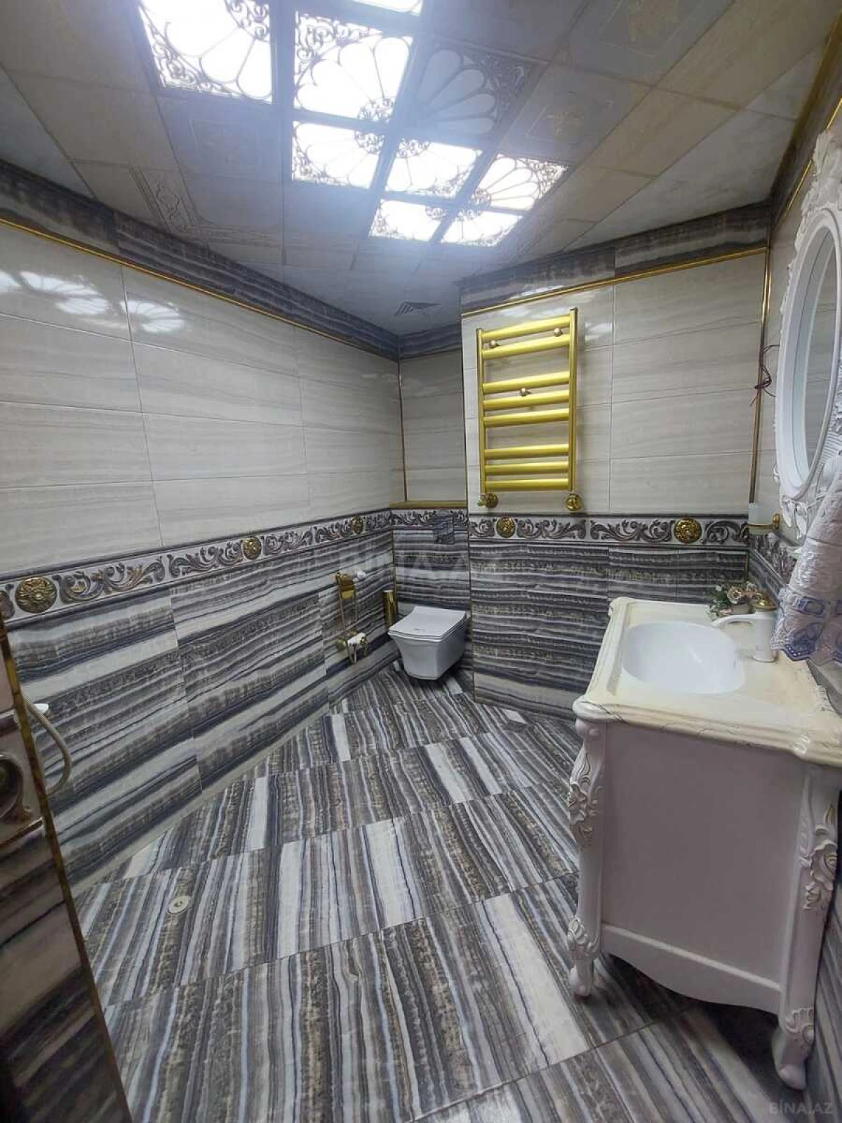 Kirayə verilir 3 otaqlı mənzil 120 m²