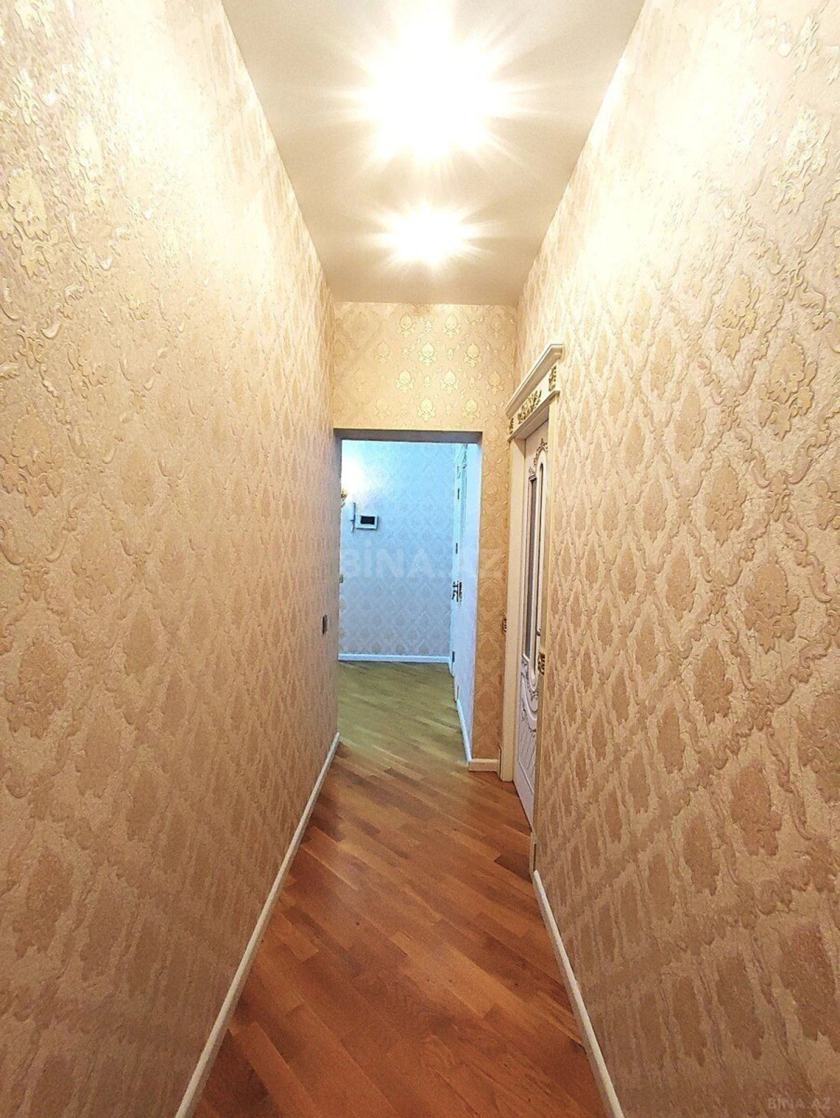 Satılır 3 otaqlı mənzil 97.3 m²