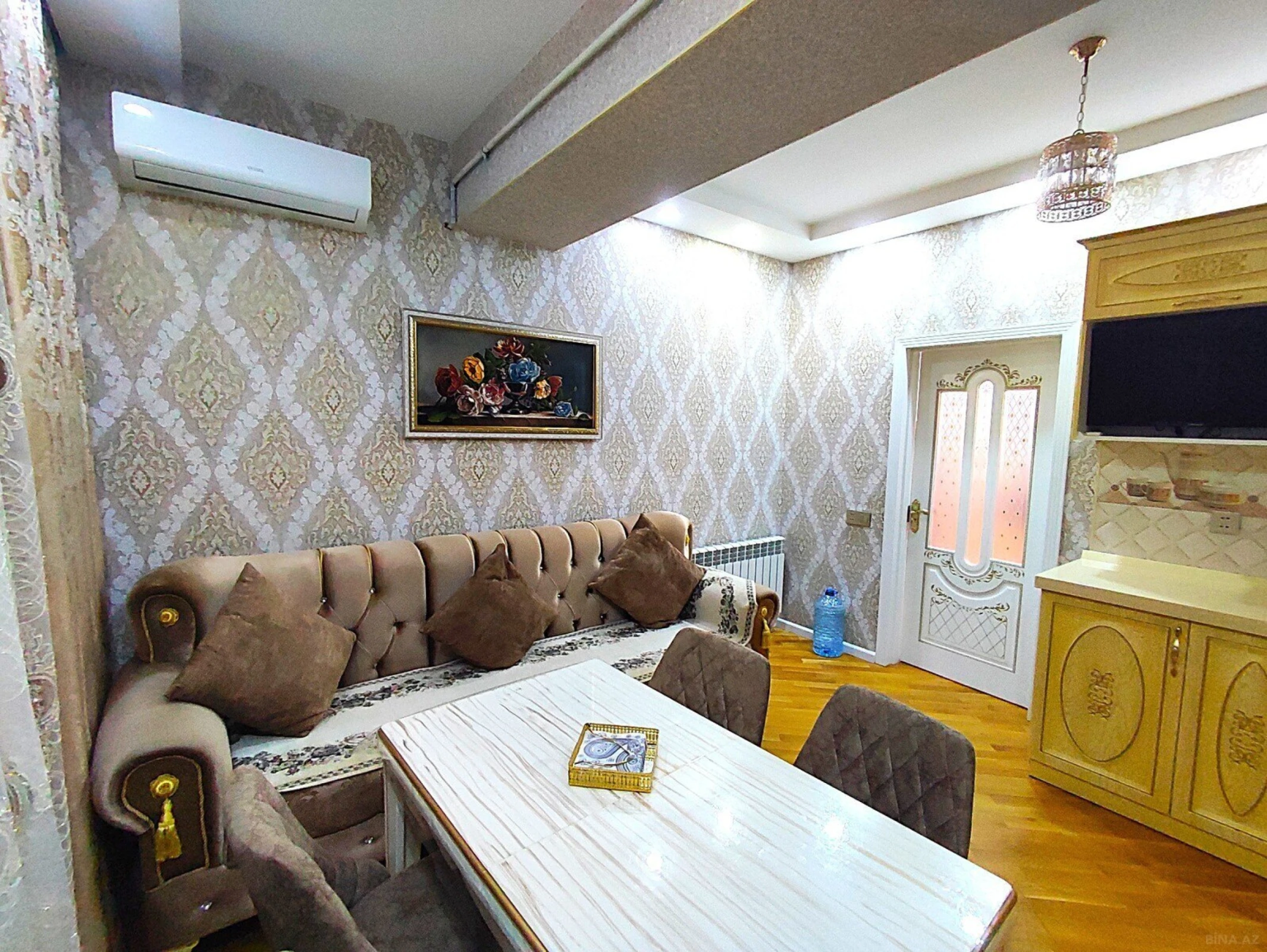 Satılır 3 otaqlı mənzil 97.3 m²
