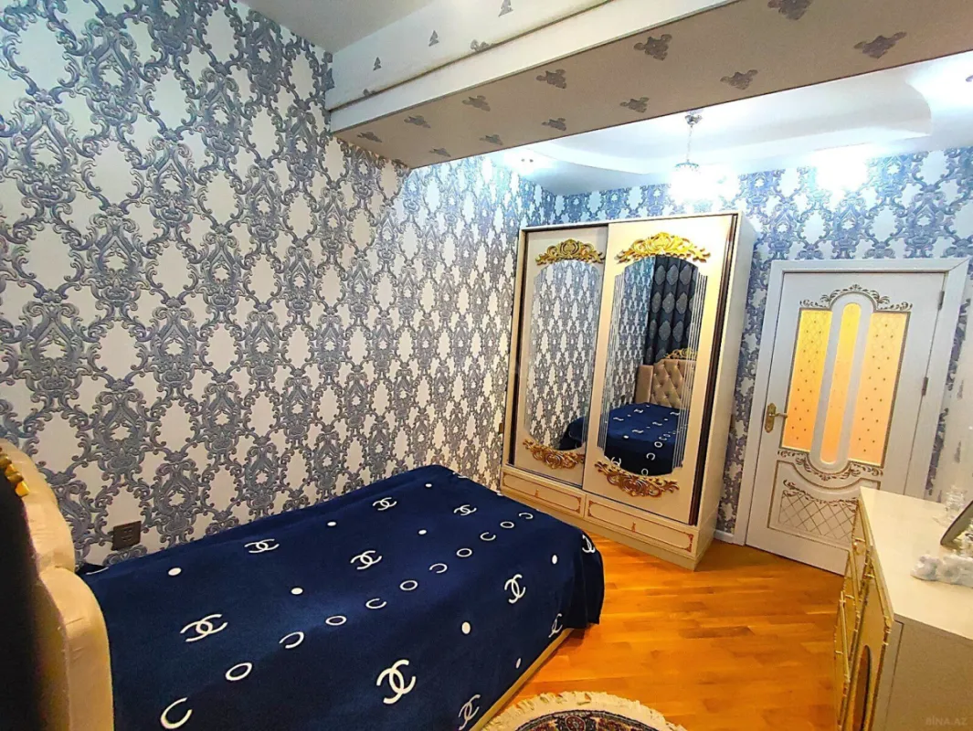 Satılır 3 otaqlı mənzil 97.3 m²