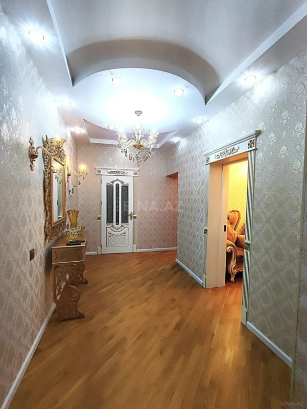 Satılır 3 otaqlı mənzil 97.3 m²