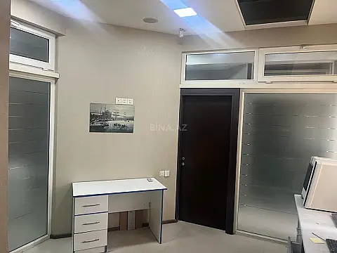 Satılır obyekt 80 m²