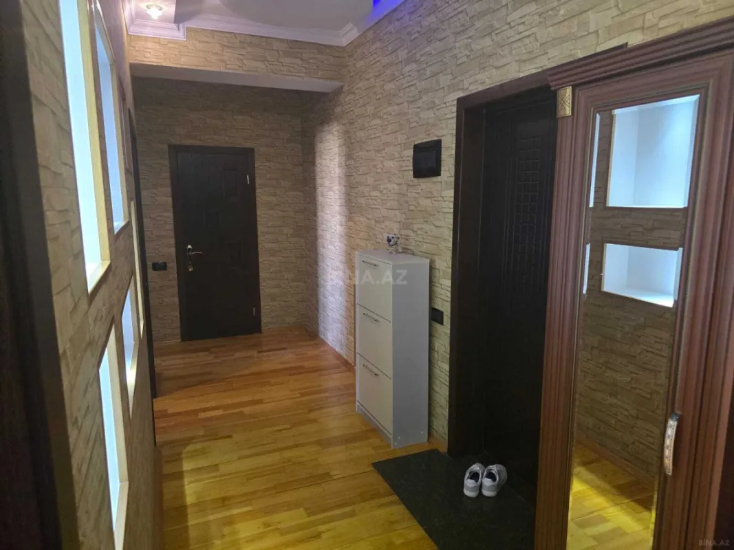 Kirayə verilir 3 otaqlı mənzil 81 m²
