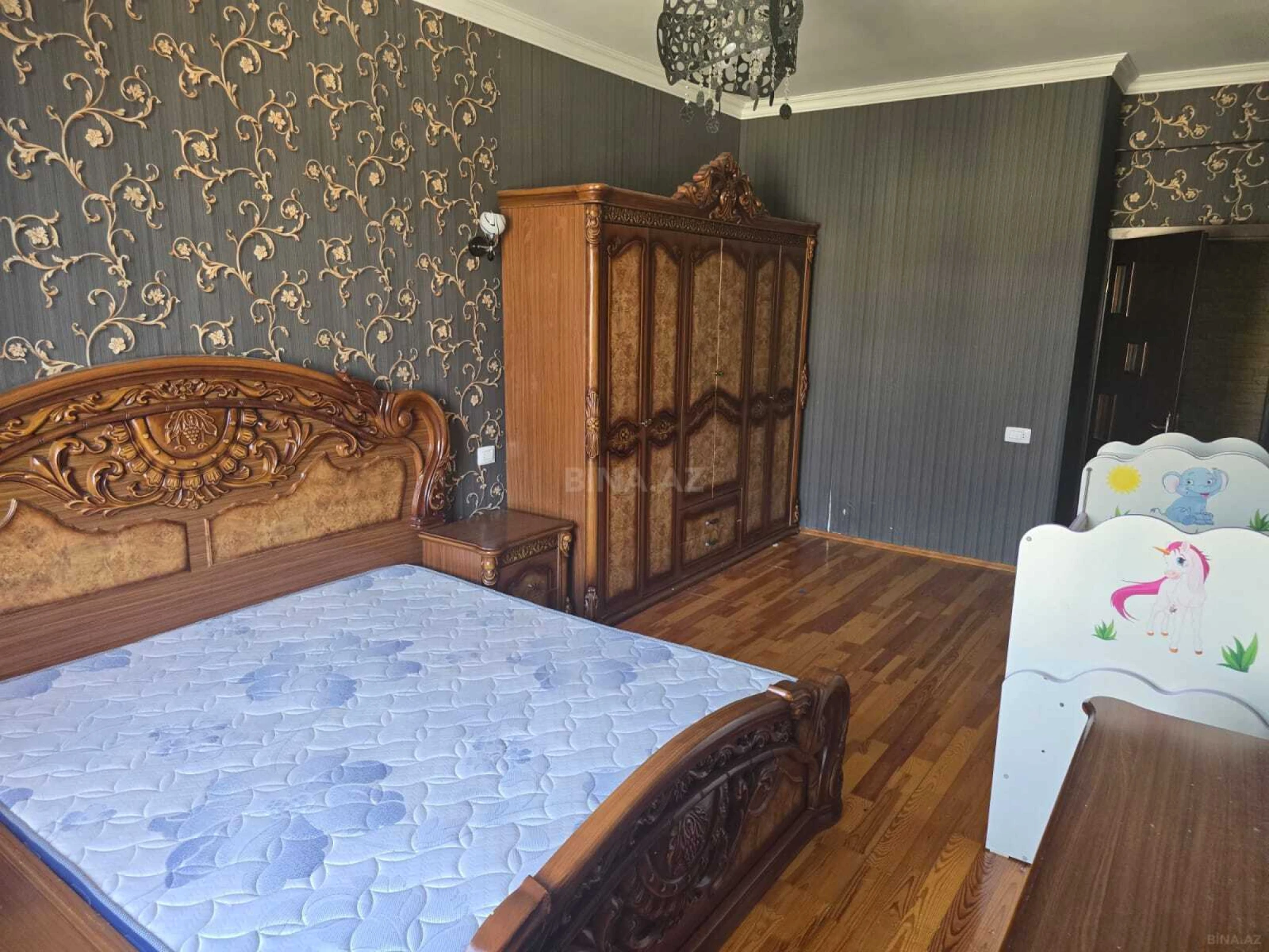 Kirayə verilir 3 otaqlı mənzil 81 m²