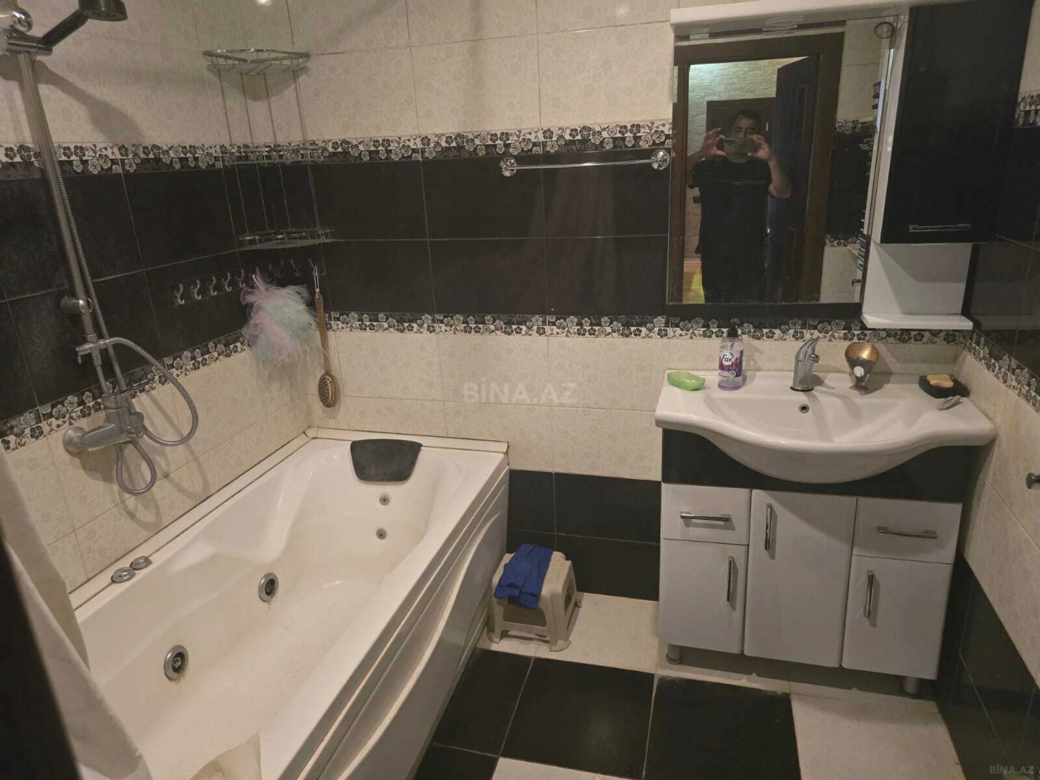 Kirayə verilir 3 otaqlı mənzil 81 m²