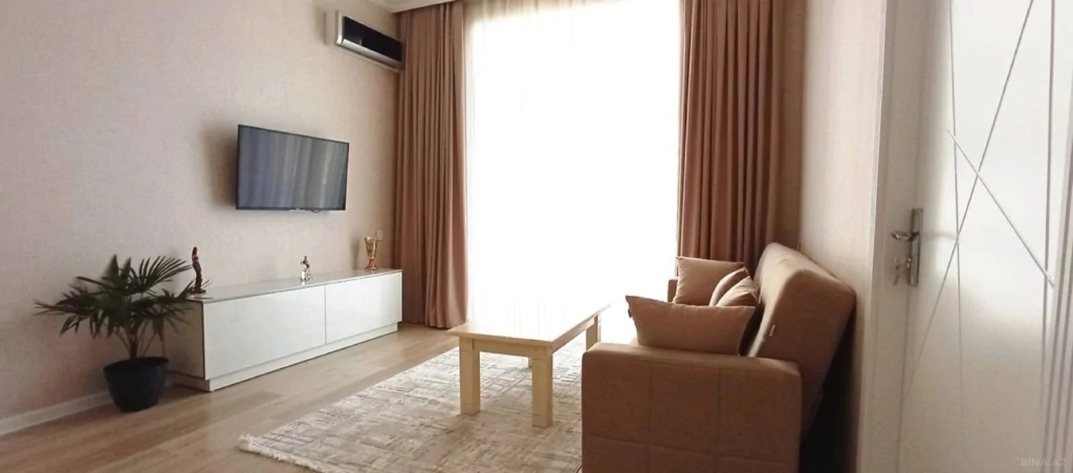 Kirayə verilir 2 otaqlı mənzil 56 m²