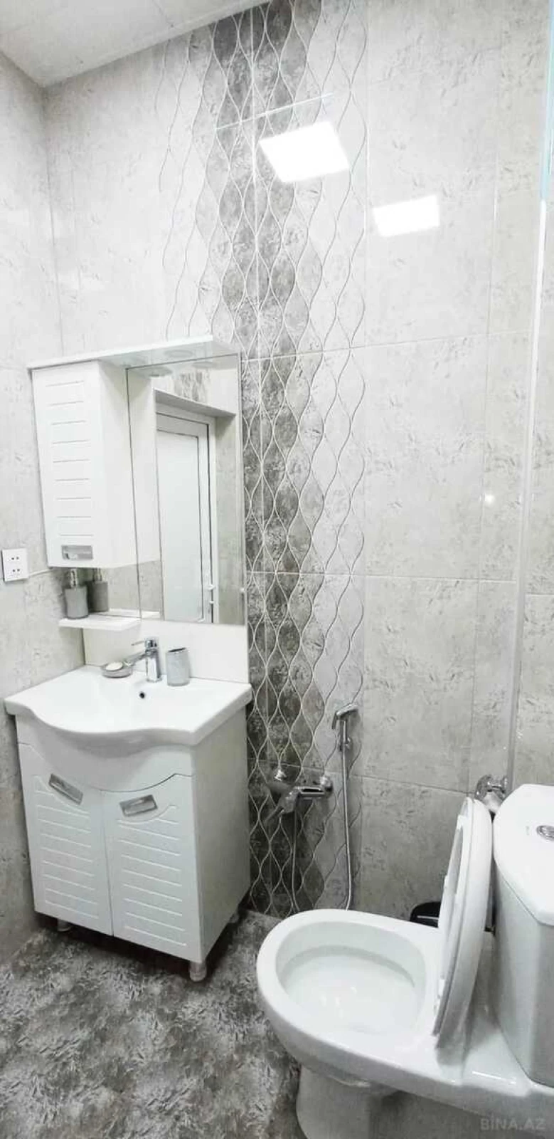 Kirayə verilir 2 otaqlı mənzil 56 m²