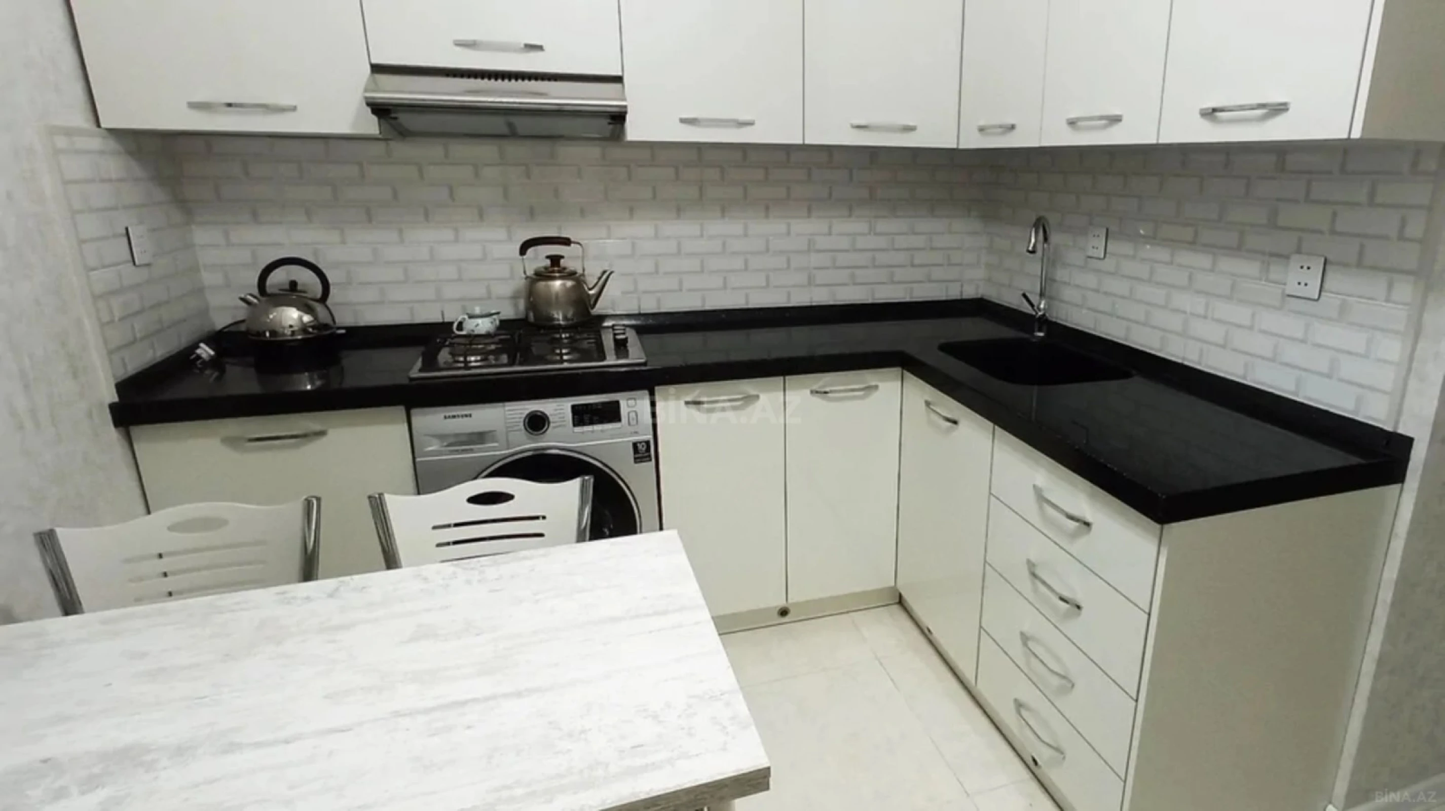 Kirayə verilir 2 otaqlı mənzil 56 m²