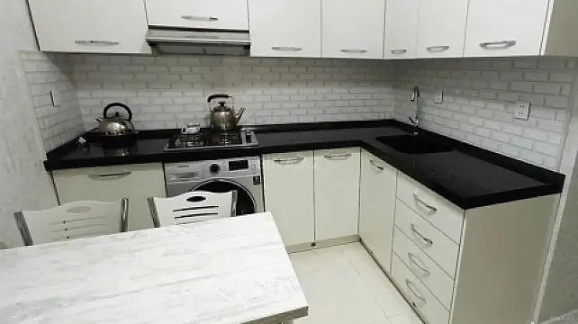 Kirayə verilir 2 otaqlı mənzil 56 m²