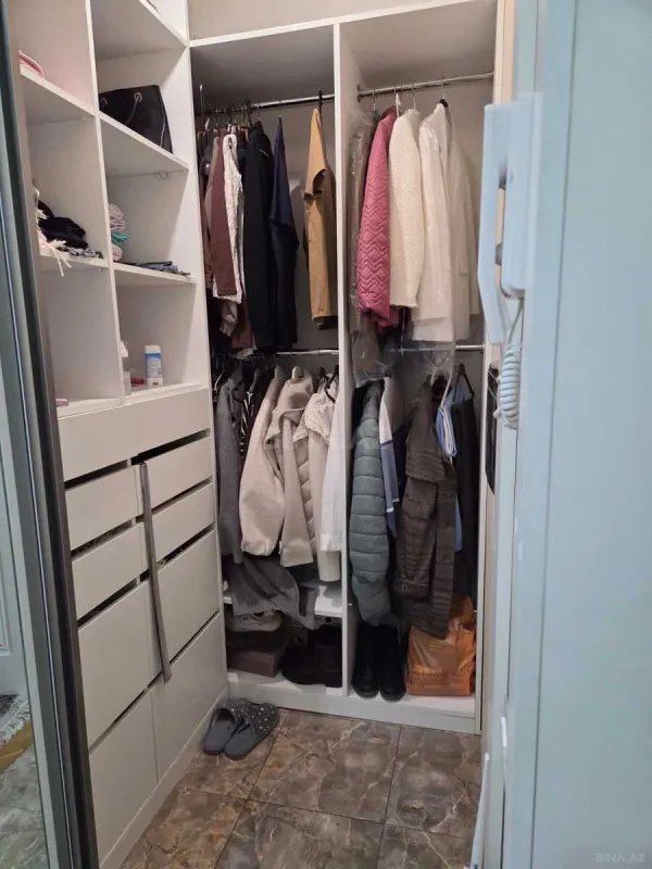 Satılır 2 otaqlı mənzil 62 m²