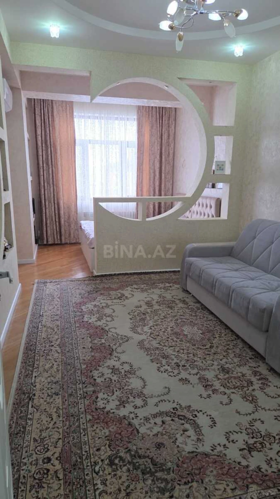 Satılır 2 otaqlı mənzil 62 m²