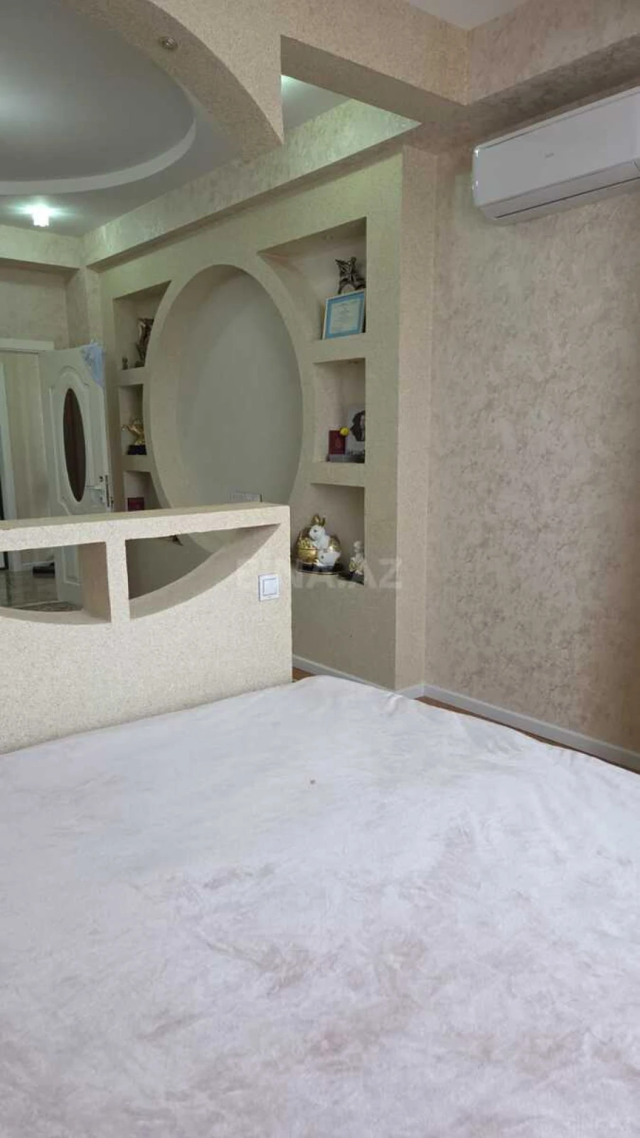 Satılır 2 otaqlı mənzil 62 m²