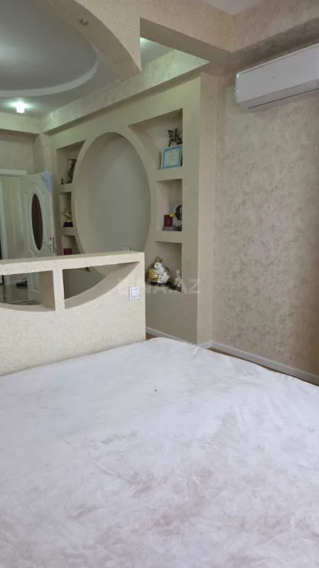 Satılır 2 otaqlı mənzil 62 m²