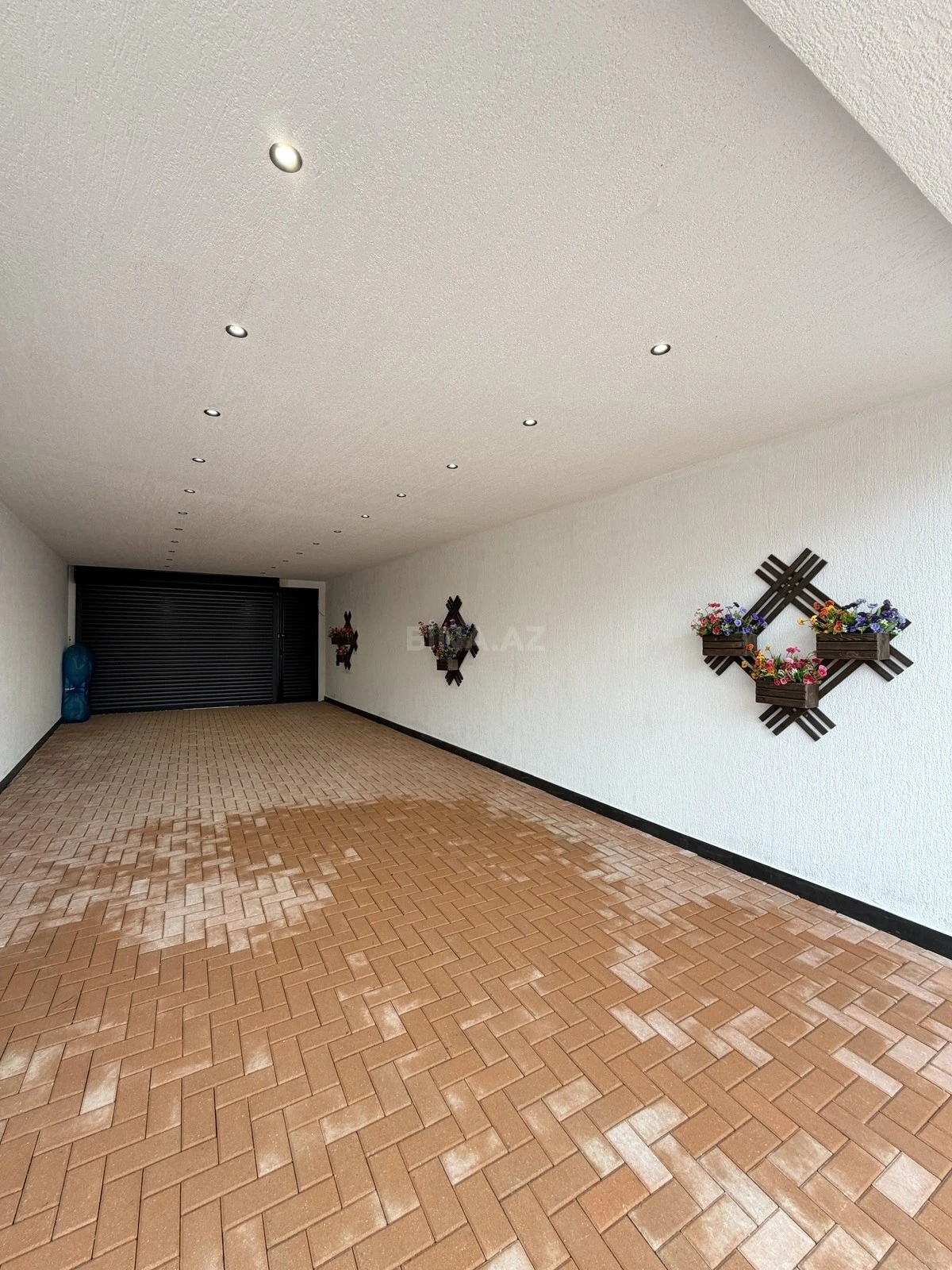 Satılır 5 otaqlı həyət evi 200 m²