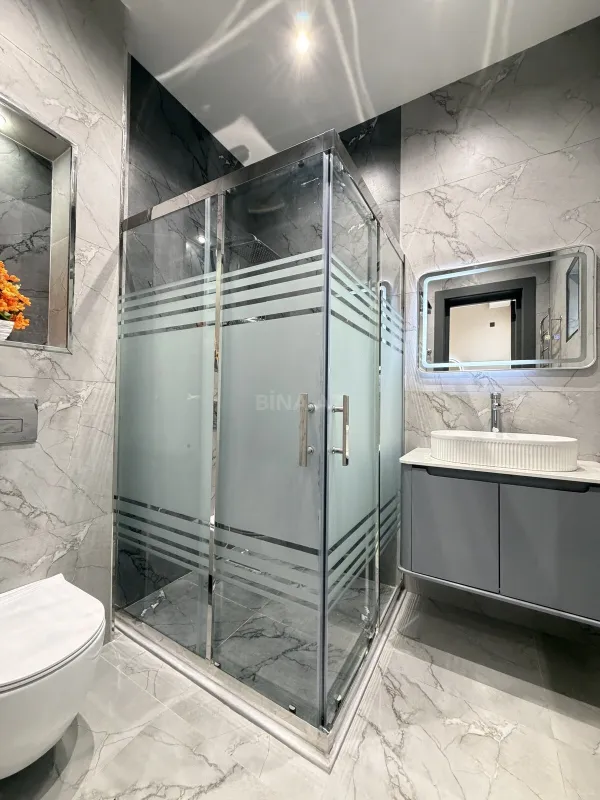 Satılır 5 otaqlı həyət evi 200 m²